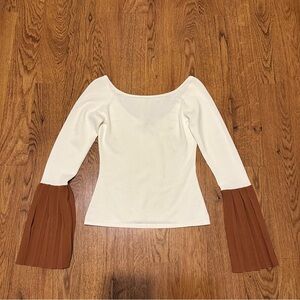 STAUD Two Tone Cream Knit Bell Sleeve Top Blouse knit NO SIZE pleated wrist